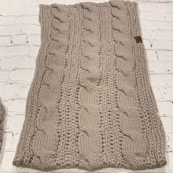 ❄️ 🧣 Women’s Winter Infinity Scarf & Ponytail Beanie Set 🧣 ❄️ - Picture 11 of 14